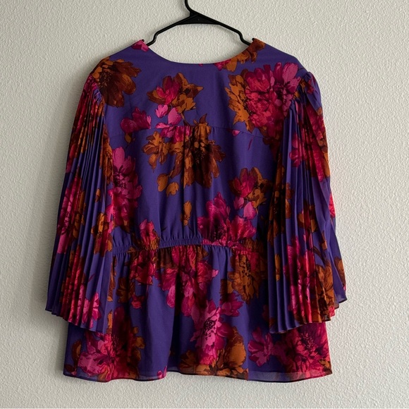Gently used Sofia Purple Printed Top - 1X - Picture 2 of 3